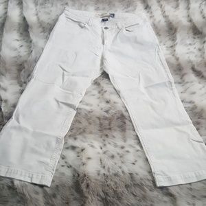 GAP White capris jeans